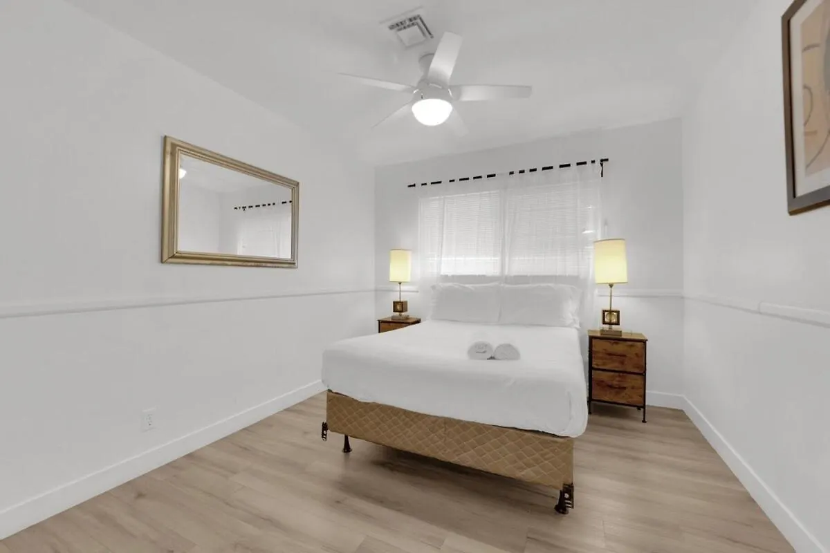 Villa Luxury 4Br Vegas Retreat With Pool 10 Mins To Strip Las Vegas Сasa de vacaciones