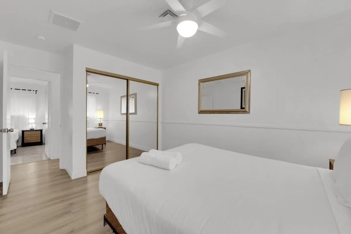 Villa Luxury 4Br Vegas Retreat With Pool 10 Mins To Strip Las Vegas Сasa de vacaciones