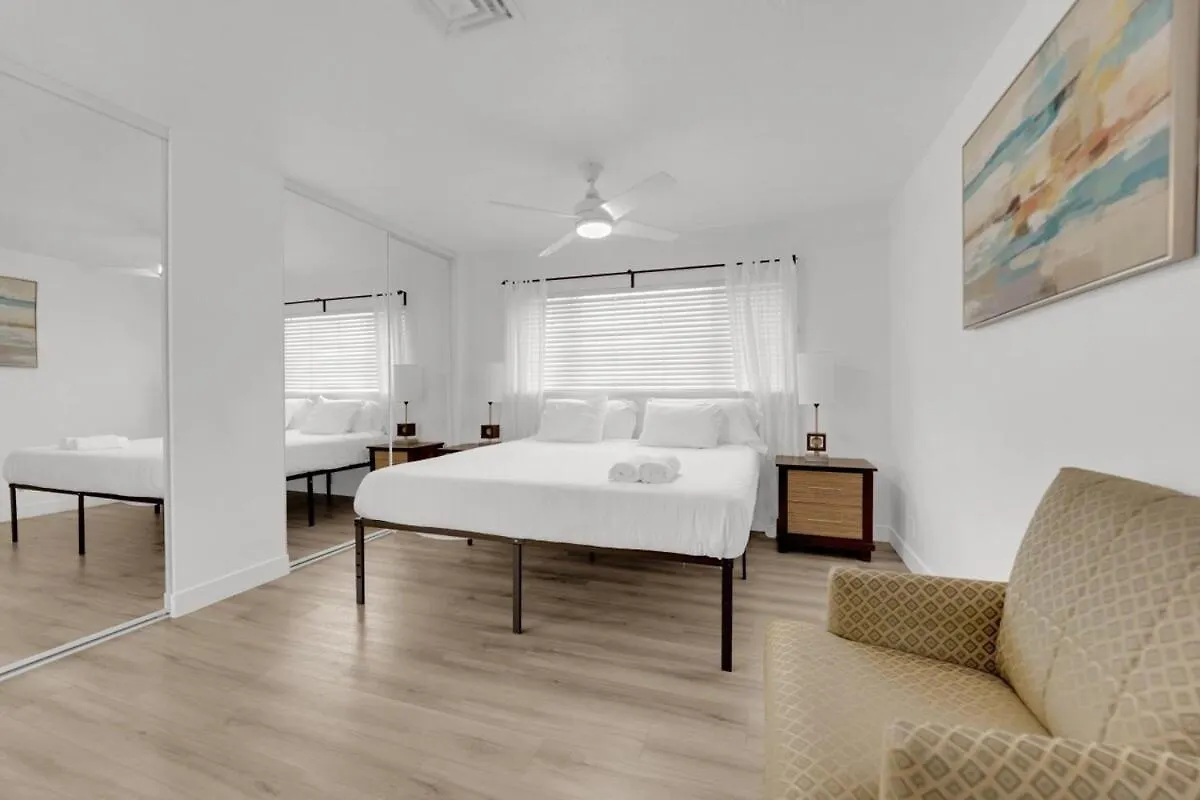 Villa Luxury 4Br Vegas Retreat With Pool 10 Mins To Strip Las Vegas USA